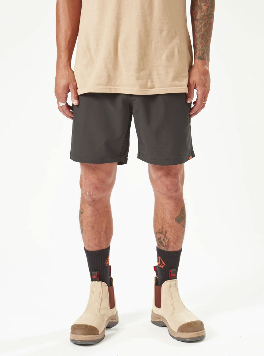 VOLCOM Workwear Rack Hybrid 17" Short - Black