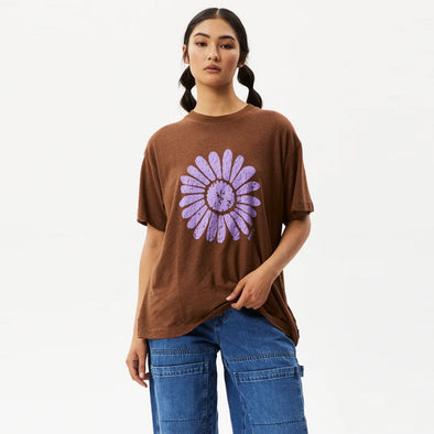 AFENDS Women's Daisy Slay Oversized Graphic Tee - Toffee
